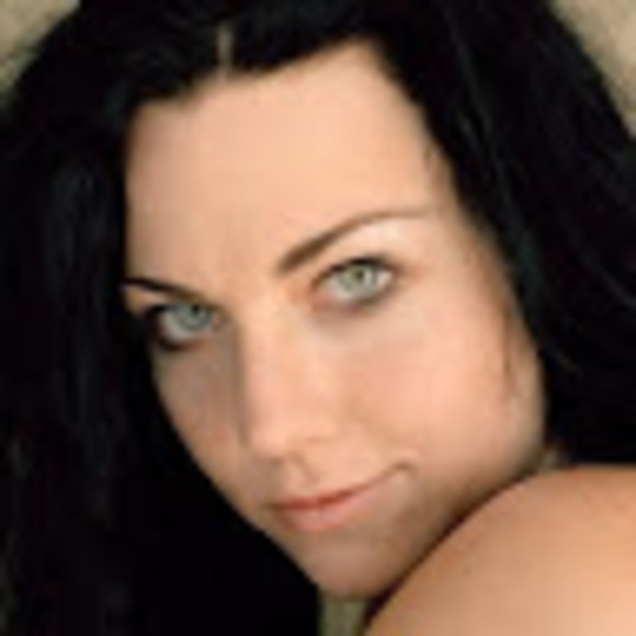 Meet your Posher, Kayla - Picture 1 of 1